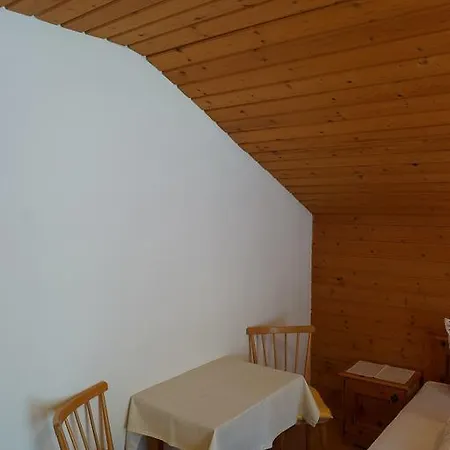 Schmid Sieglinde Apartment